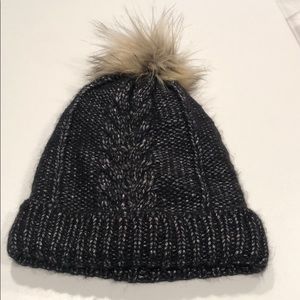 Black metallic pompon beanie